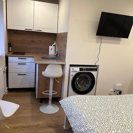 Apartment Simple & Stylish