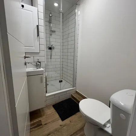 Apartment Simple & Stylish *
